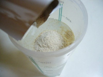 �}�C�N���_�C�G�b�g���V�F�[�J�[�ɓ����